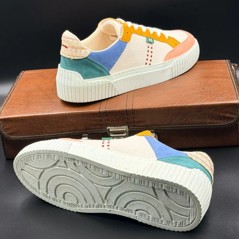 Odaje Bianca Low Top Sneakers